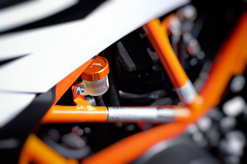 Behälterdeckel Bremsflüssigkeit hinten MG Biketec für KTM 1290|1390 Superduke MY2014-