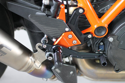 Fussrastenanlage MG Biketec für KTM 1290|1390 Superduke MY2020-