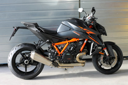 Kurzer Kennzeichenhalter MG Biketec für KTM 990 Duke | 1390 Superduke MY2024-