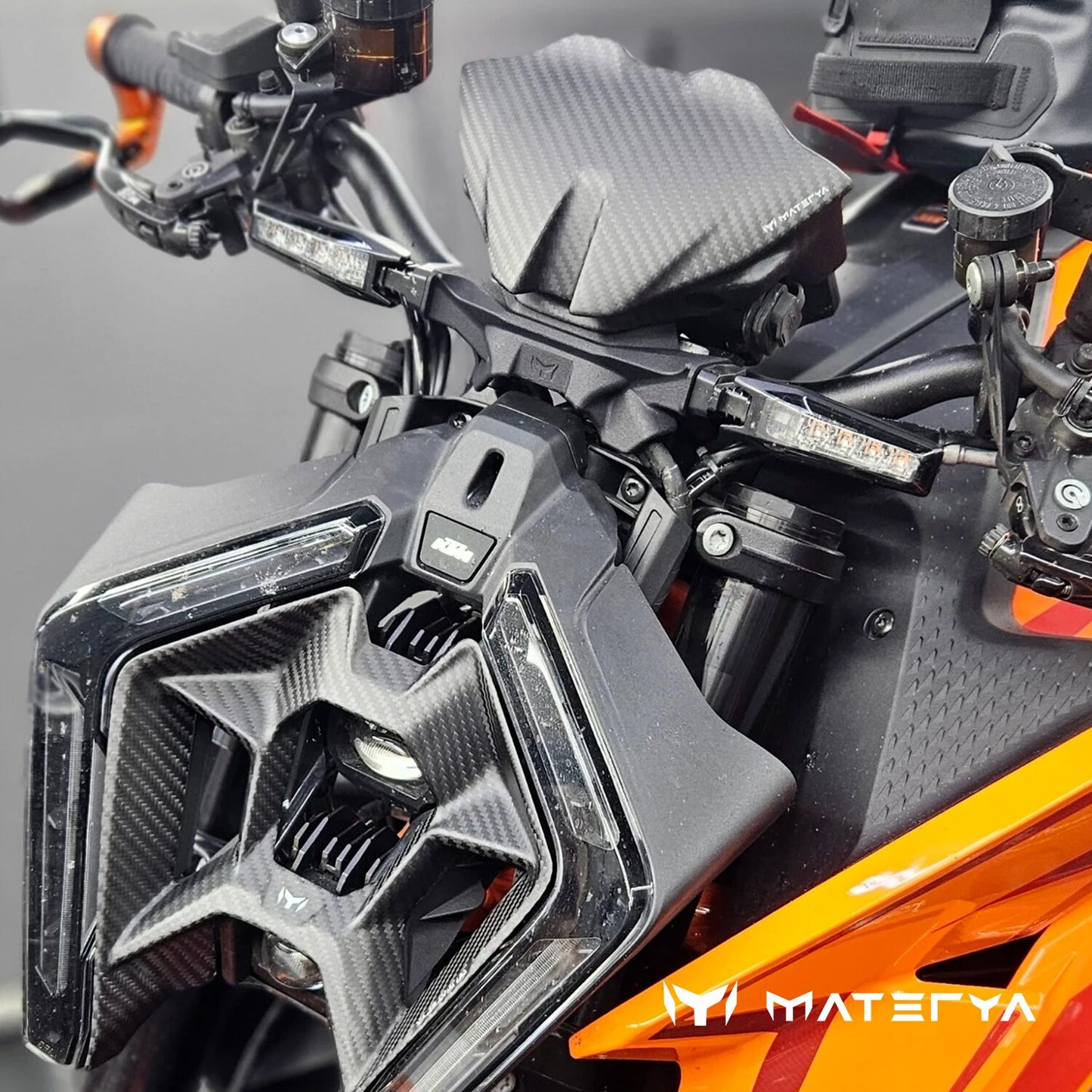 Dashboard Cover for KTM 1390 Superduke MY2024- | carbon matt