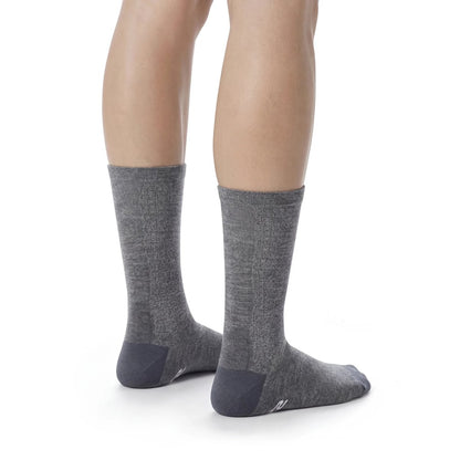 SIXS SHORT L MERINO | Leichte Merino-Mid-Cut-Socken für den Sommer