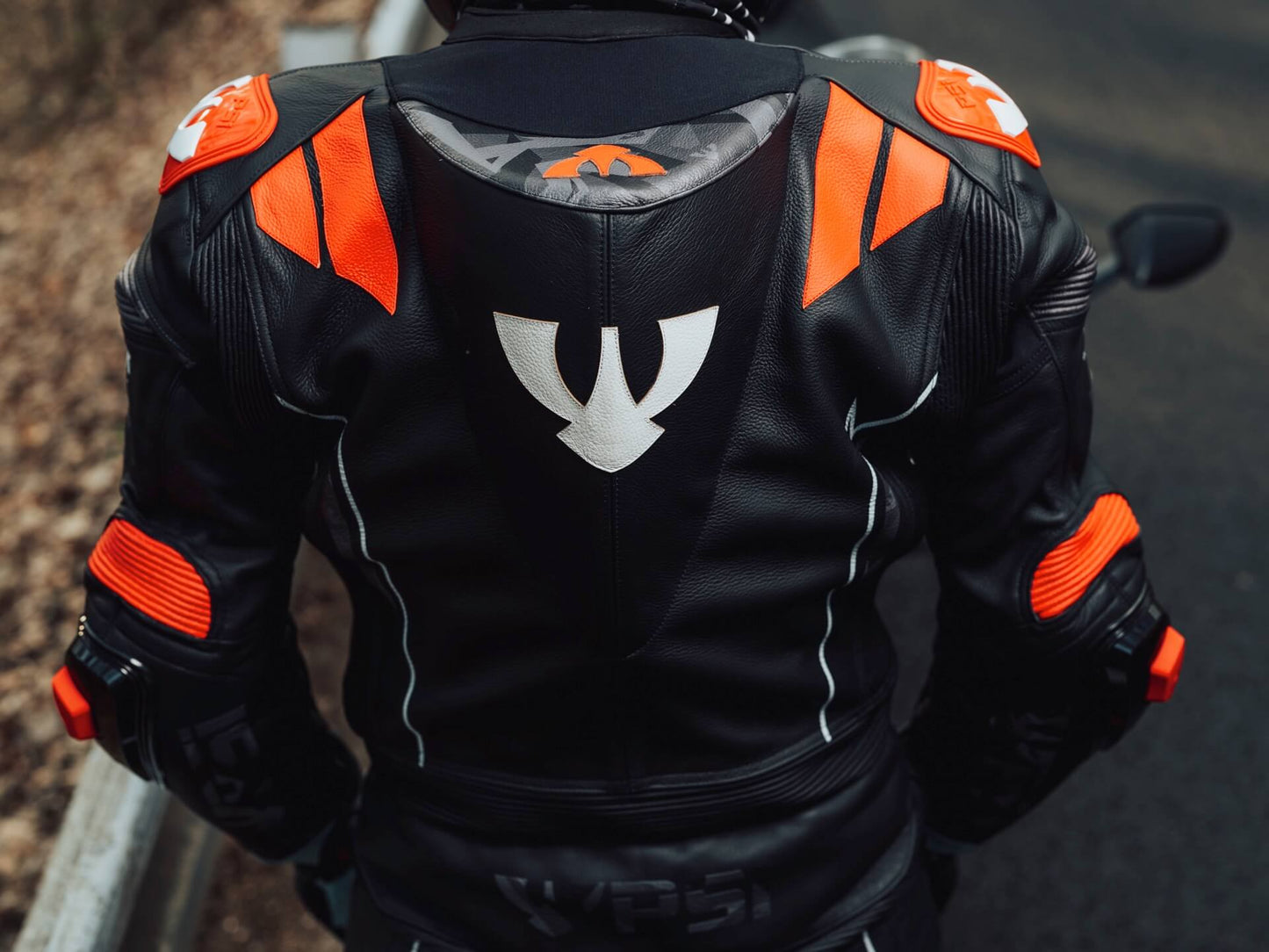 PSI DELTA Zweiteiler Lederkombi Herren Schwarz-rot-weiss